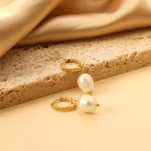 Ada Pearl Earrings
